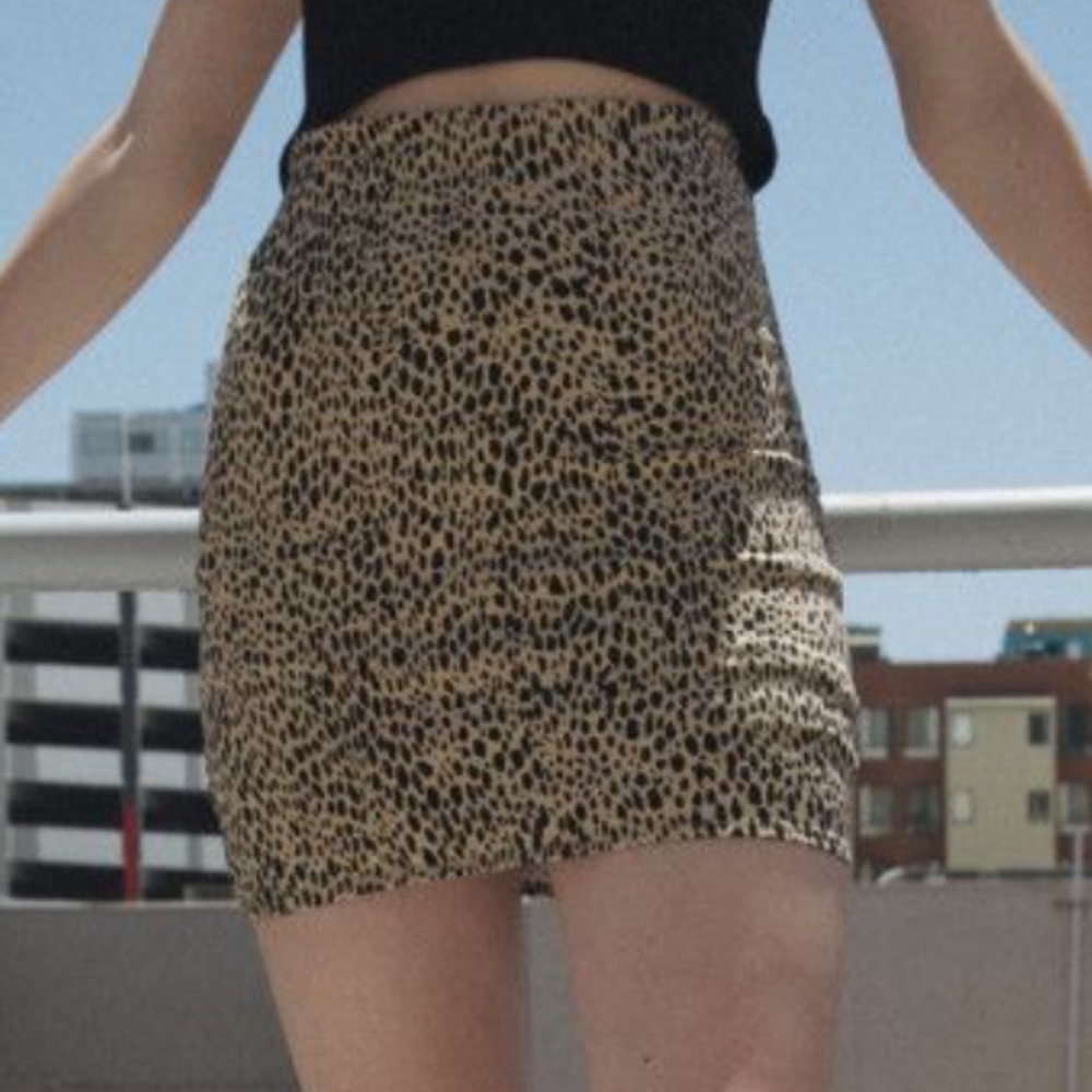 Brandy Melville Leopard Print Mini Skirt One Size